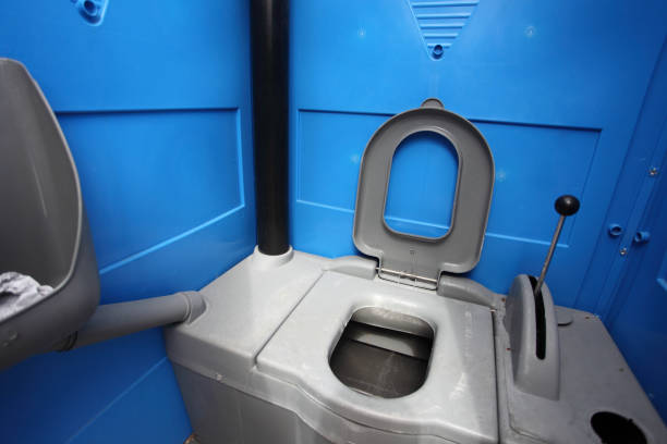 Best Porta potty delivery and setup  in Coleman, MI